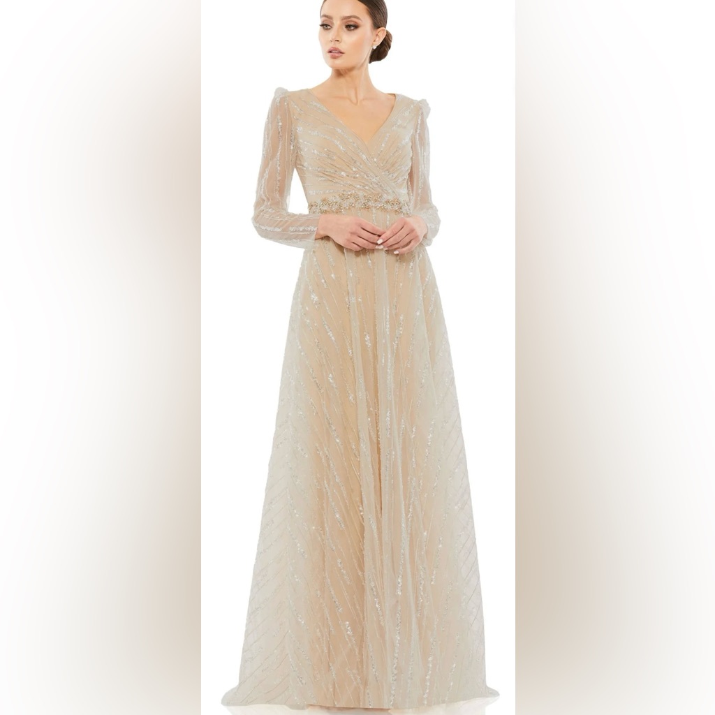 Mac Duggal Sequin Embellished Long Sleeve Champagne Gown | Nwt | Size 10